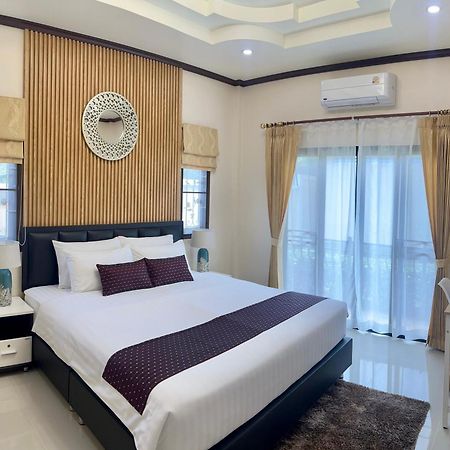 Malinee Villa Phuket 방타오 비치 외부 사진