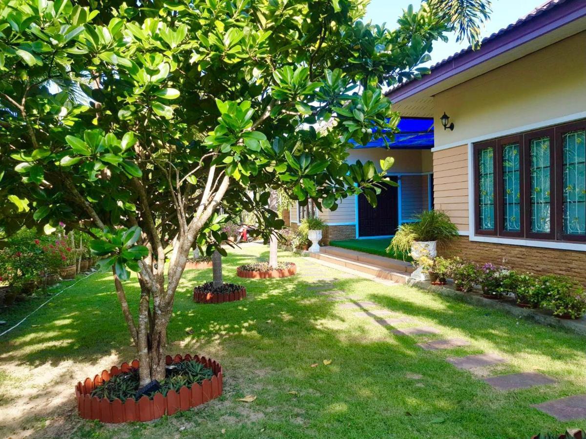 Malinee Villa Phuket 방타오 비치 외부 사진