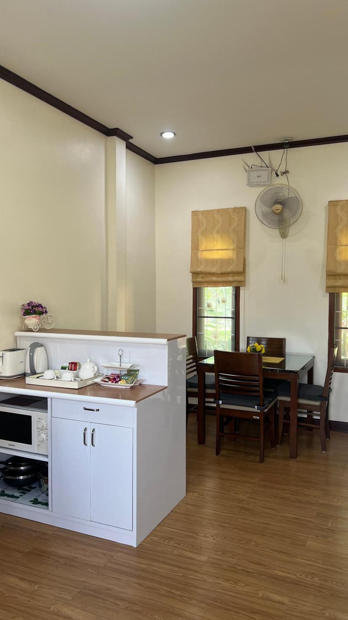 Malinee Villa Phuket 방타오 비치 외부 사진