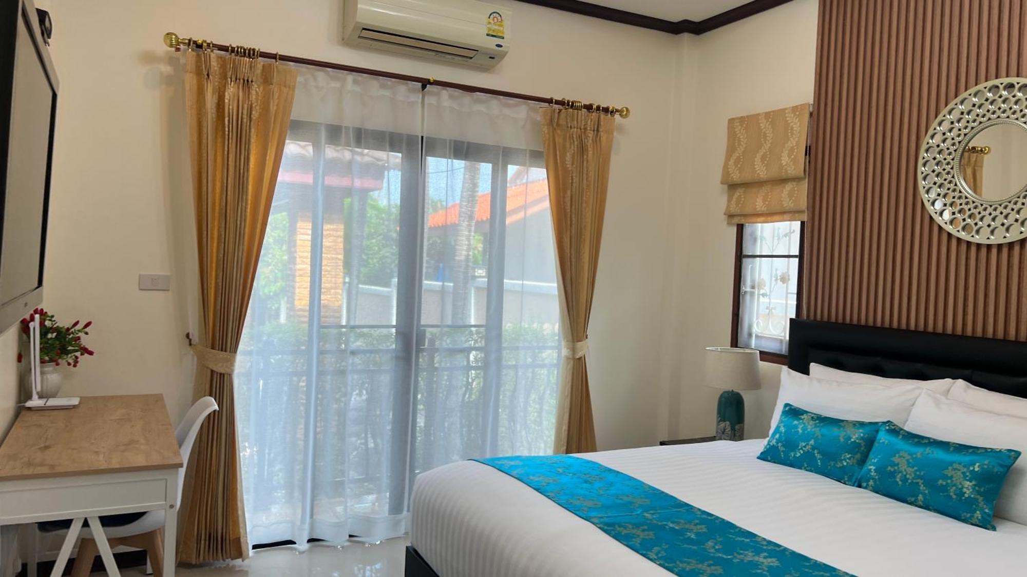 Malinee Villa Phuket 방타오 비치 외부 사진